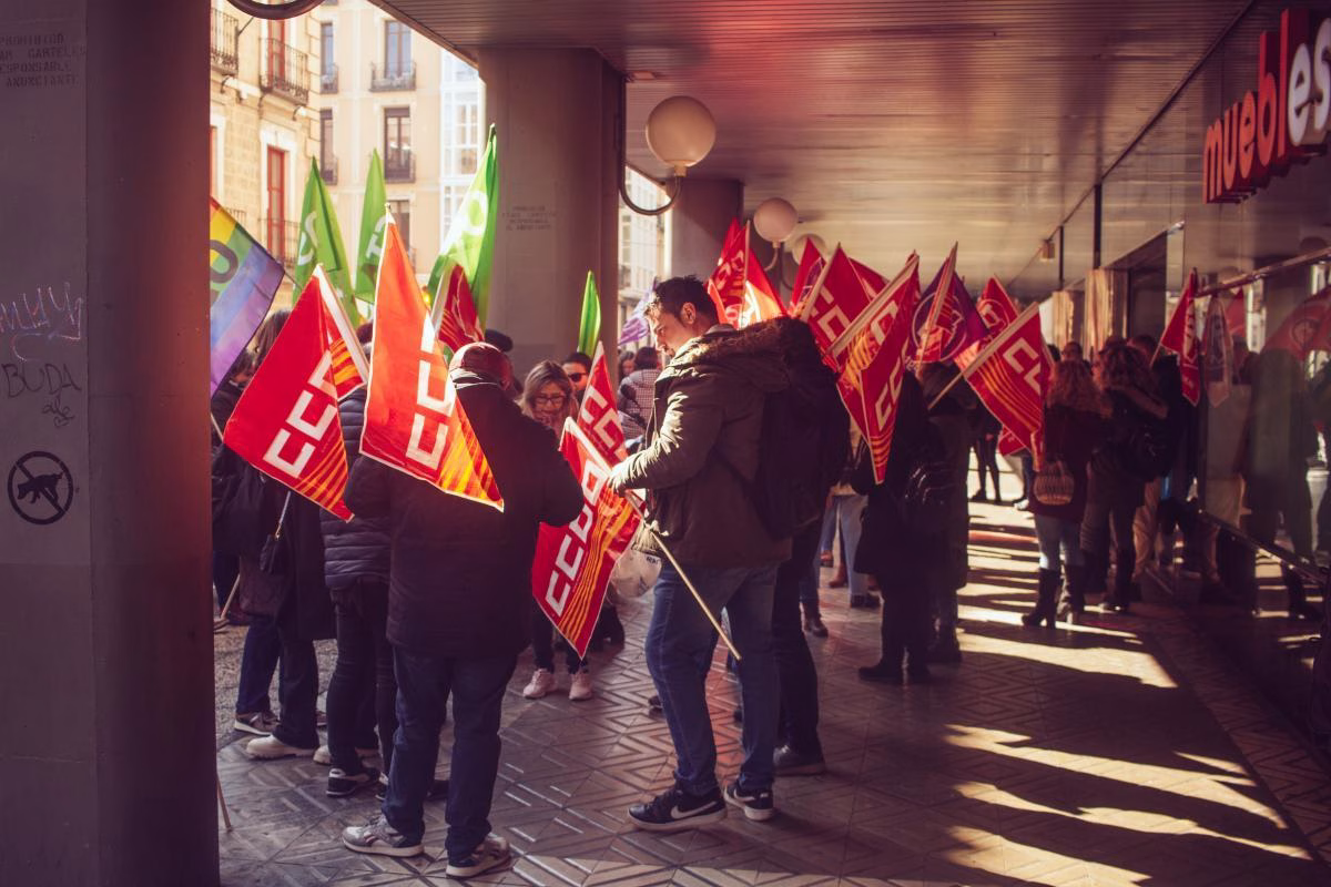 CCOO Servicios Aragón impulsa el convenio colectivo del comercio del mueble en Zaragoza garantizando importantes subidas salariales